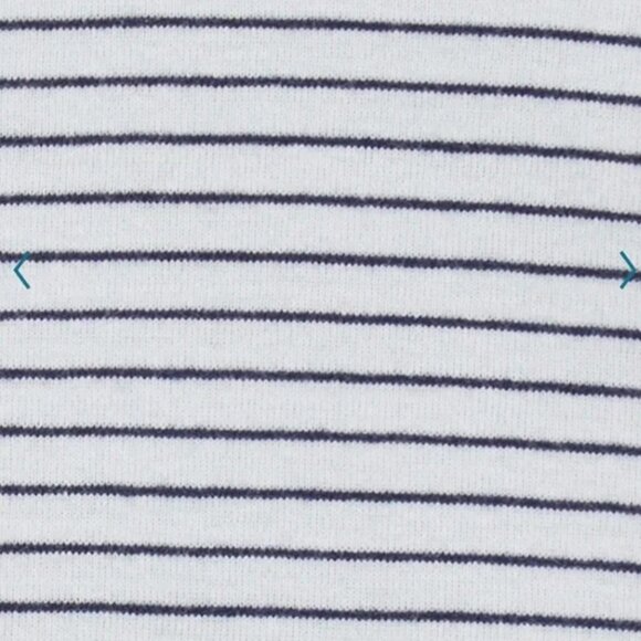 🚨 50% OFF BUNDLES! ENDS 12/7 🚨 Bundle of 3 NWT Carter's Outfits - Size 12 months - Picture 9 of 16